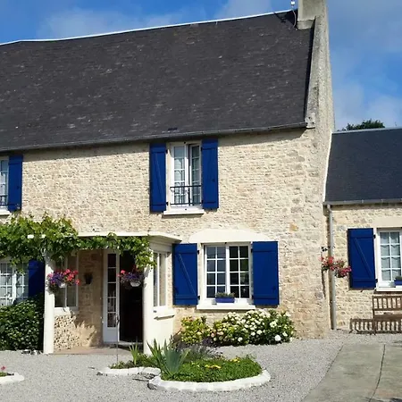 Chambres D'hotes Les Hirondelles Bleues Couette-café 3*